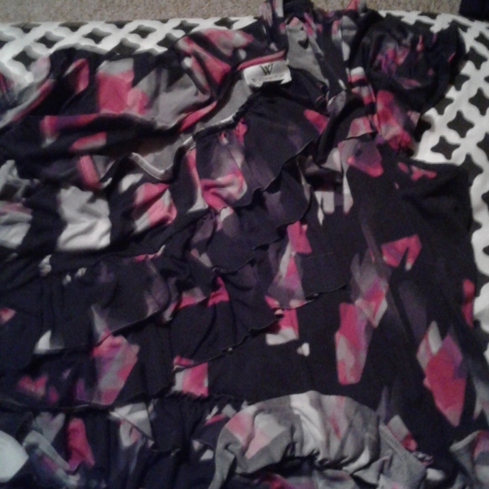 Short sleeved dress shirt